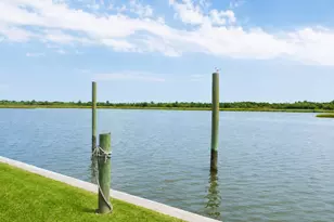 4228 Scenic Dr, Dickinson, TX 77539 - Photo 14