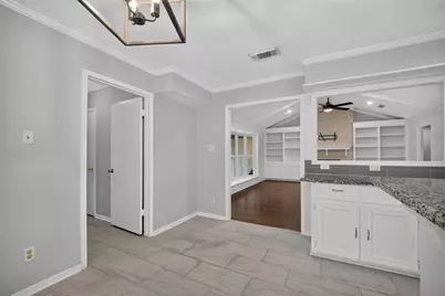 7614 Rollingbrook Drive, Houston, TX 77071 - Photo 16