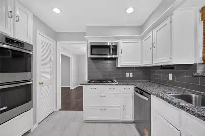 7614 Rollingbrook Drive, Houston, TX 77071 - Photo 22