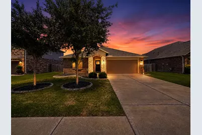 19115 Shoreside Terrace Drive, Manvel, TX 77578 - Photo 2