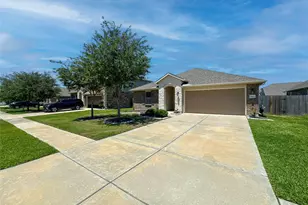19115 Shoreside Terrace Dr, Manvel, TX 77578 - Photo 4