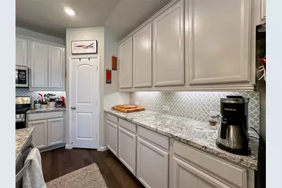 19115 Shoreside Terrace Drive, Manvel, TX 77578 - Photo 22