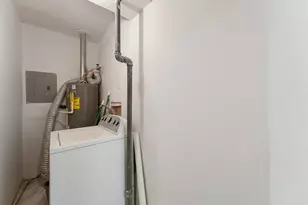 5826 Belmark St, Houston, TX 77033 - Photo 14