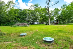 1857 County Rd 99, Alvin, TX 77511 - Photo 30