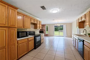 1857 County Rd 99, Alvin, TX 77511 - Photo 10