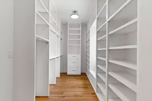 2341 Maroneal St, Houston, TX 77030 - Photo 36