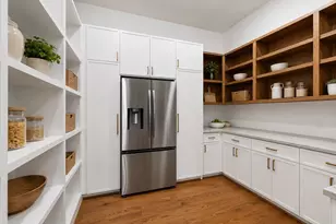 2341 Maroneal St, Houston, TX 77030 - Photo 18