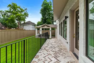 2341 Maroneal St, Houston, TX 77030 - Photo 40