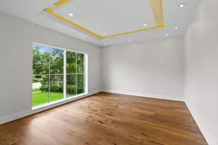 2341 Maroneal St, Houston, TX 77030 - Photo 8
