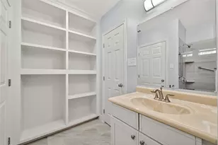 6928 Apache St, Houston, TX 77028 - Photo 36