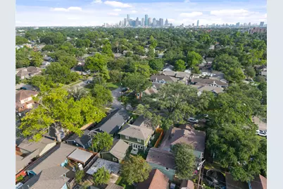 1111 Le Green Street, Houston, TX 77009 - Photo 8
