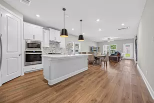 7046 Lauren Oak Dr, Conroe, TX 77304 - Photo 10