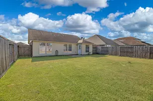 119 Horn Ct, Baytown, TX 77523 - Photo 34
