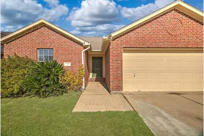 119 Horn Court, Baytown, TX 77523 - Photo 1