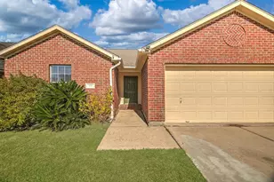 119 Horn Ct, Baytown, TX 77523 - Photo 1