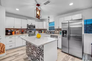 5918 Lattimer Dr, Houston, TX 77035 - Photo 8