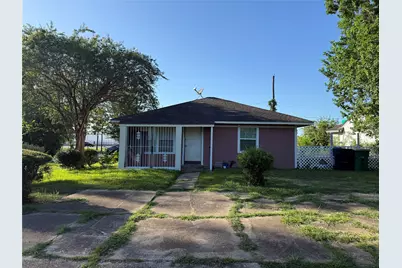 5501 Malmedy Road, Houston, TX 77033 - Photo 1