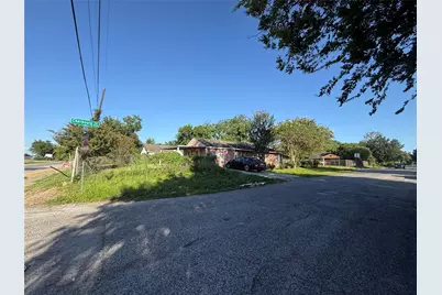 5501 Malmedy Road, Houston, TX 77033 - Photo 20