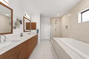 7703 Janak Dr, Houston, TX 77055 - Photo 22