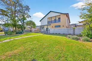 7703 Janak Dr, Houston, TX 77055 - Photo 48