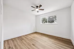 2706 Bernadette Ln, Houston, TX 77043 - Photo 32