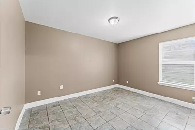 5646 Belmark Street, Houston, TX 77033 - Photo 14