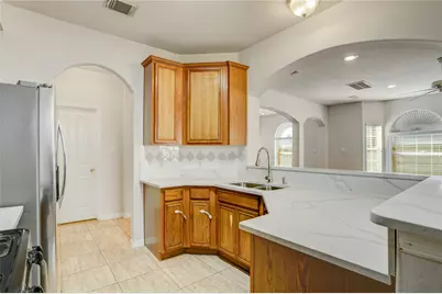 7630 N Linpar Court, Houston, TX 77040 - Photo 8