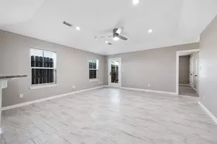 7308 Avenue R, Galveston, TX 77551 - Photo 12