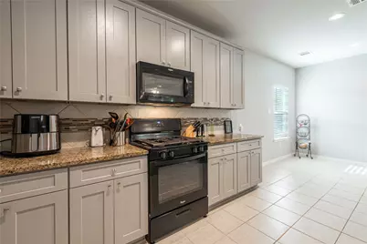 1008 8th Avenue N, Texas City, TX 77590 - Photo 12