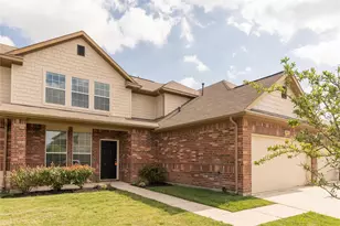 9727 Elia Court, Houston, TX 77044 - Photo 2