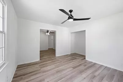 519 S 13th Street, Nederland, TX 77627 - Photo 8