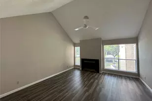 6601 Sands Point Dr, Houston, TX 77074 - Photo 4