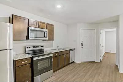 8837 Crestview Drive #A-B, Houston, TX 77078 - Photo 4
