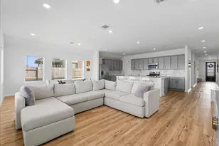 2018 Penwern Aly Ln, League City, TX 77573 - Photo 12