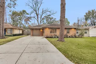 2316 Poinciana Dr, Houston, TX 77018 - Photo 2