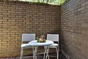 10811 Richmond Ave, Houston, TX 77042 - Photo 28