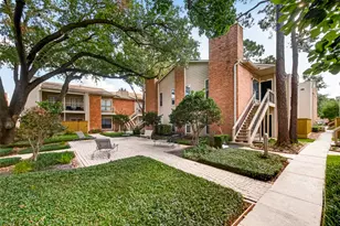 2001 Bering Dr, Houston, TX 77057 - Photo 30