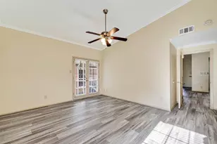 2001 Bering Dr, Houston, TX 77057 - Photo 14