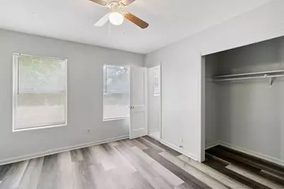 1915 Little Street, La Marque, TX 77568 - Photo 16