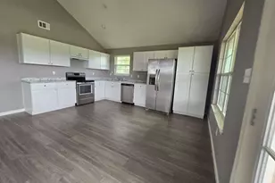 998 Cypress Lakes Cir, Cleveland, TX 77327 - Photo 6