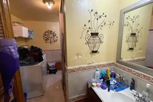 7509 Meadowview Dr, Houston, TX 77037 - Photo 6