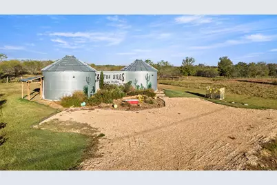 26759 N Hwy 90, Bedias, TX 77831 - Photo 2