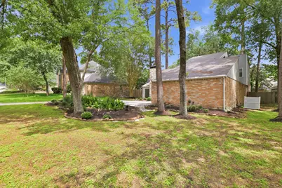 2119 Woodstream Drive, Kingwood, TX 77339 - Photo 4