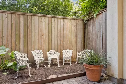 1614 Norfolk Street #C, Houston, TX 77006 - Photo 38