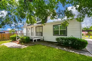 2636 Lone Oak Rd, Houston, TX 77093 - Photo 2
