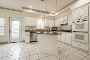 2019 Morse St, Houston, TX 77019 - Photo 24