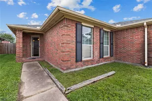 5231 Honeyvine Dr, Houston, TX 77048 - Photo 1