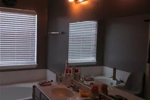 3255 Lakeway Ln, Pearland, TX 77584 - Photo 24