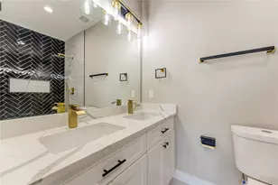 7201 Edmont Ln, Houston, TX 77088 - Photo 18