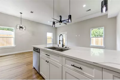 7201 Edmont Lane, Houston, TX 77088 - Photo 14